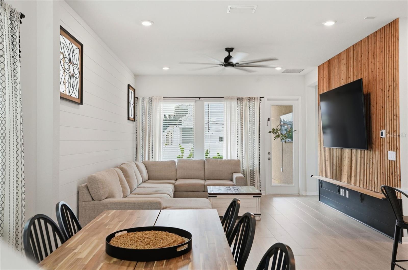 PERSIMMON PARK - Residential