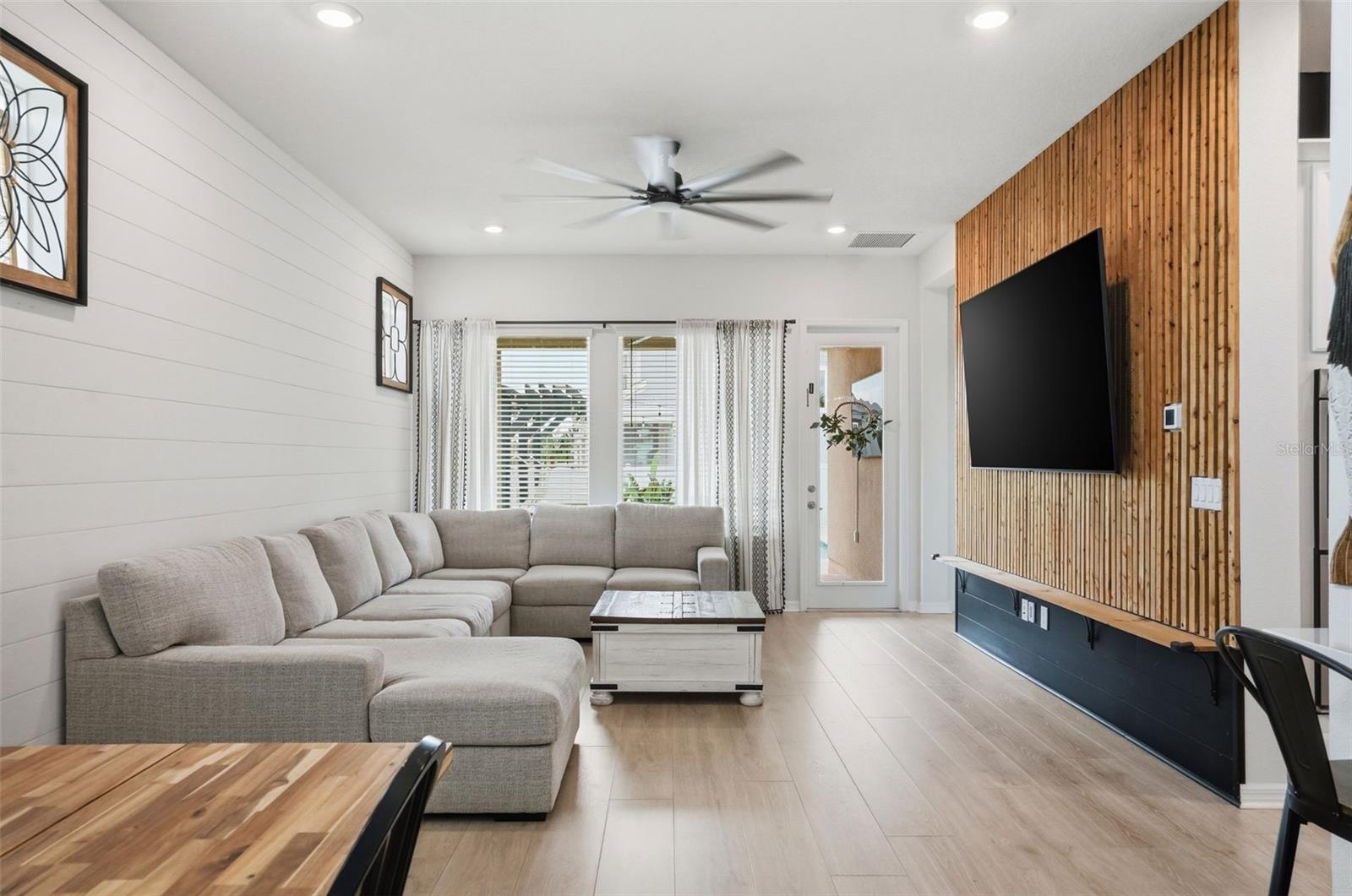 PERSIMMON PARK - Residential
