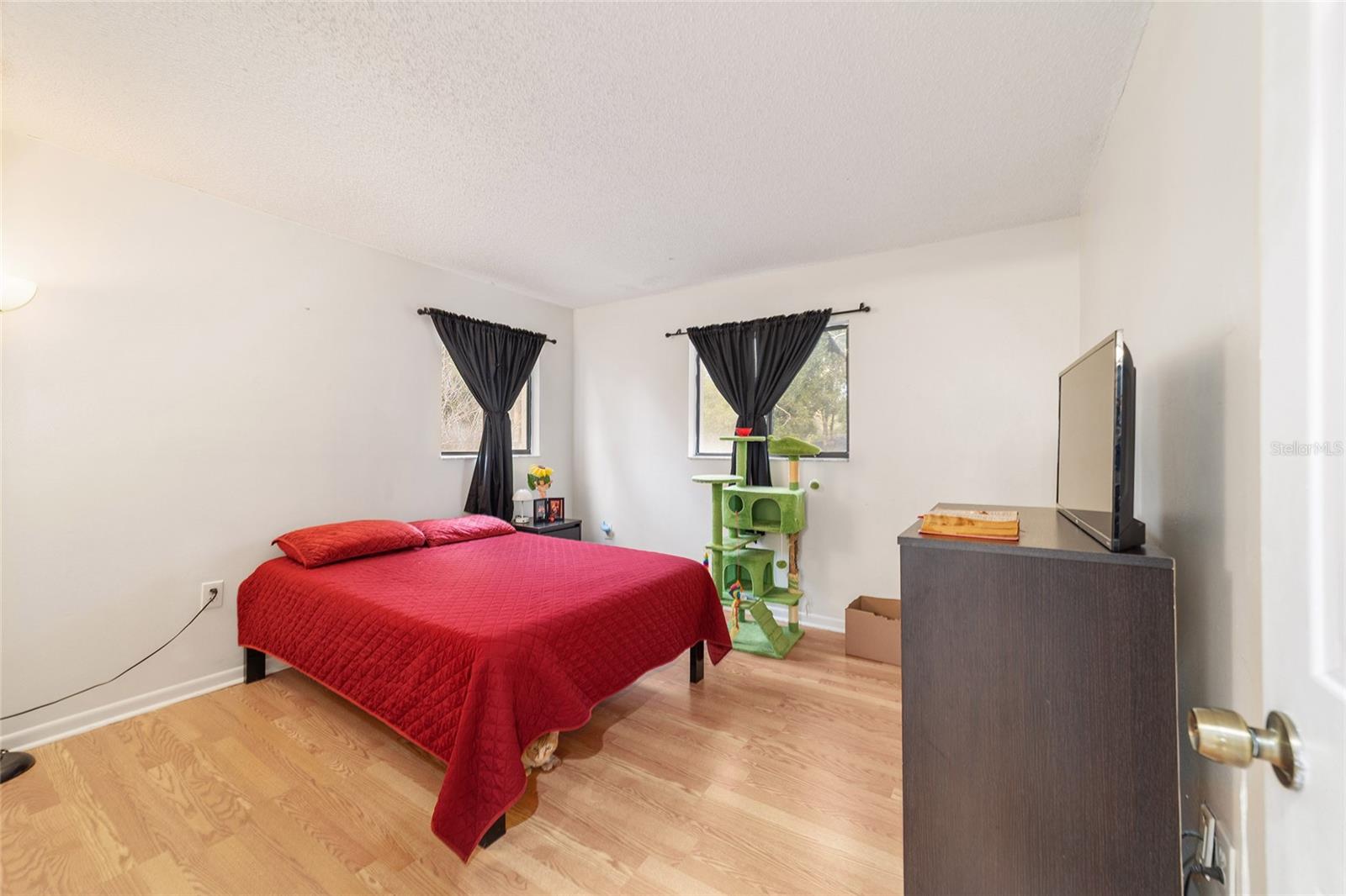 PADDOCK OAKS - Residential