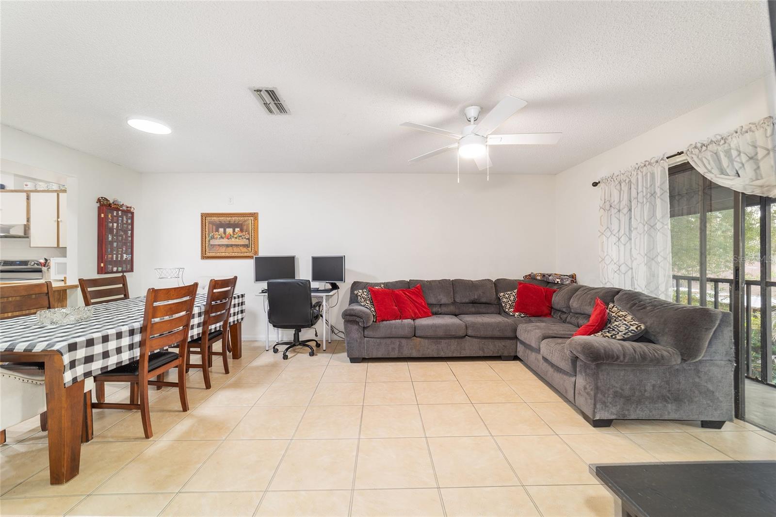 PADDOCK OAKS - Residential