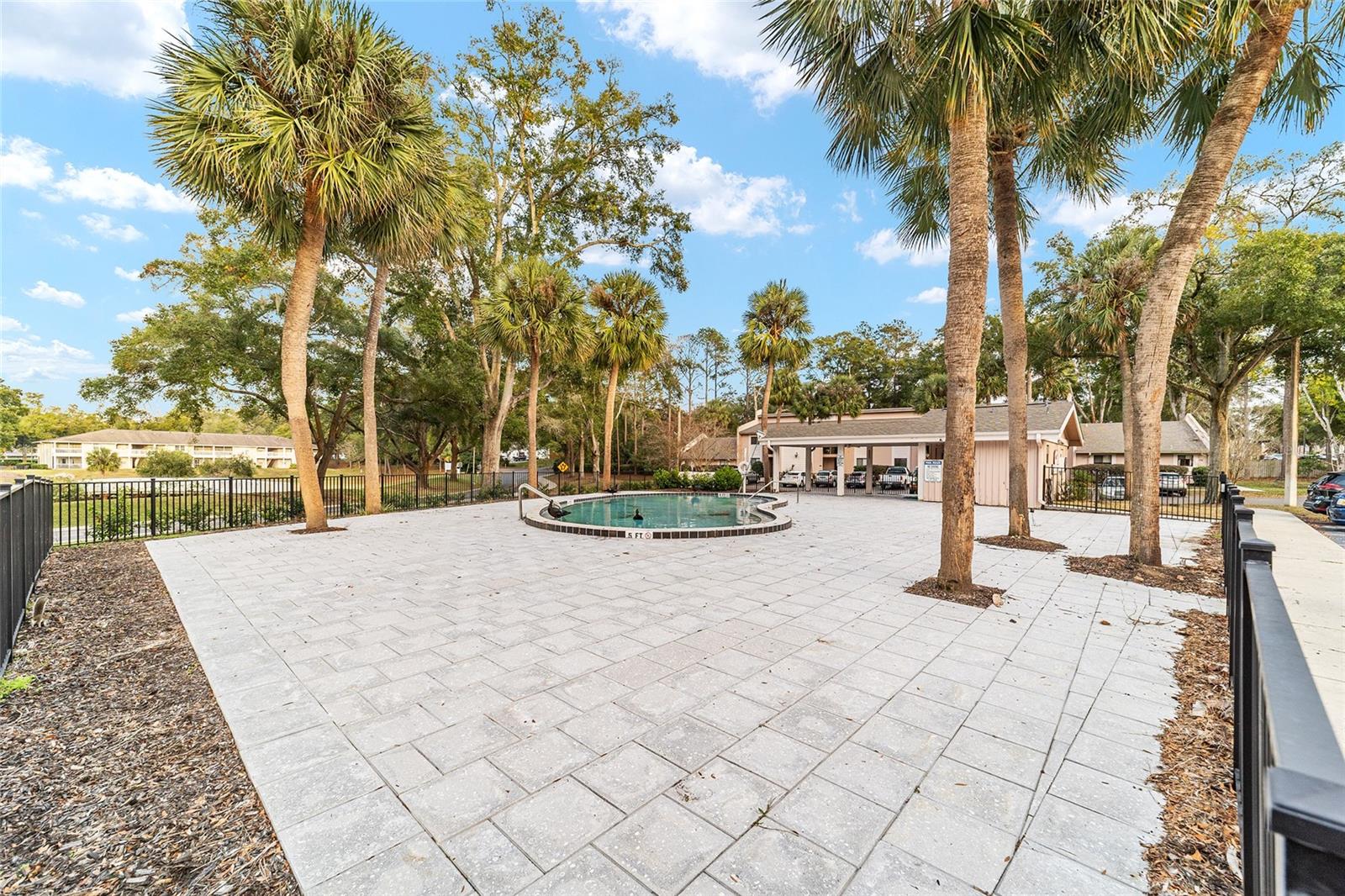 PADDOCK OAKS - Residential