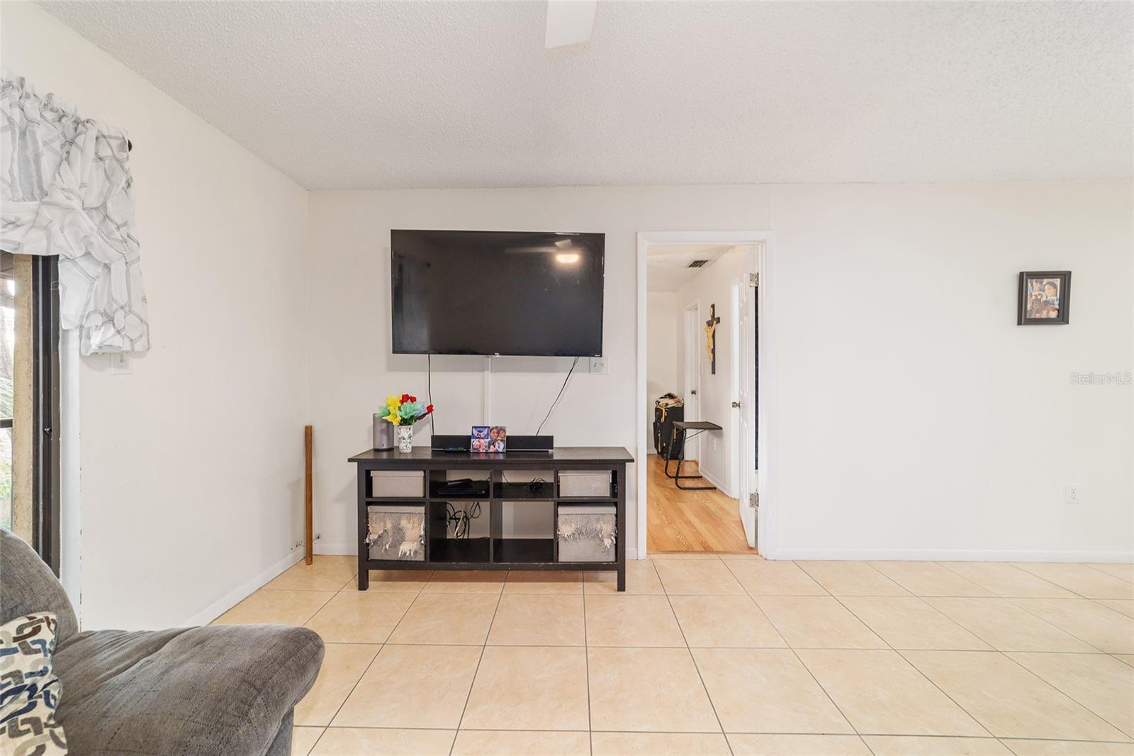 PADDOCK OAKS - Residential