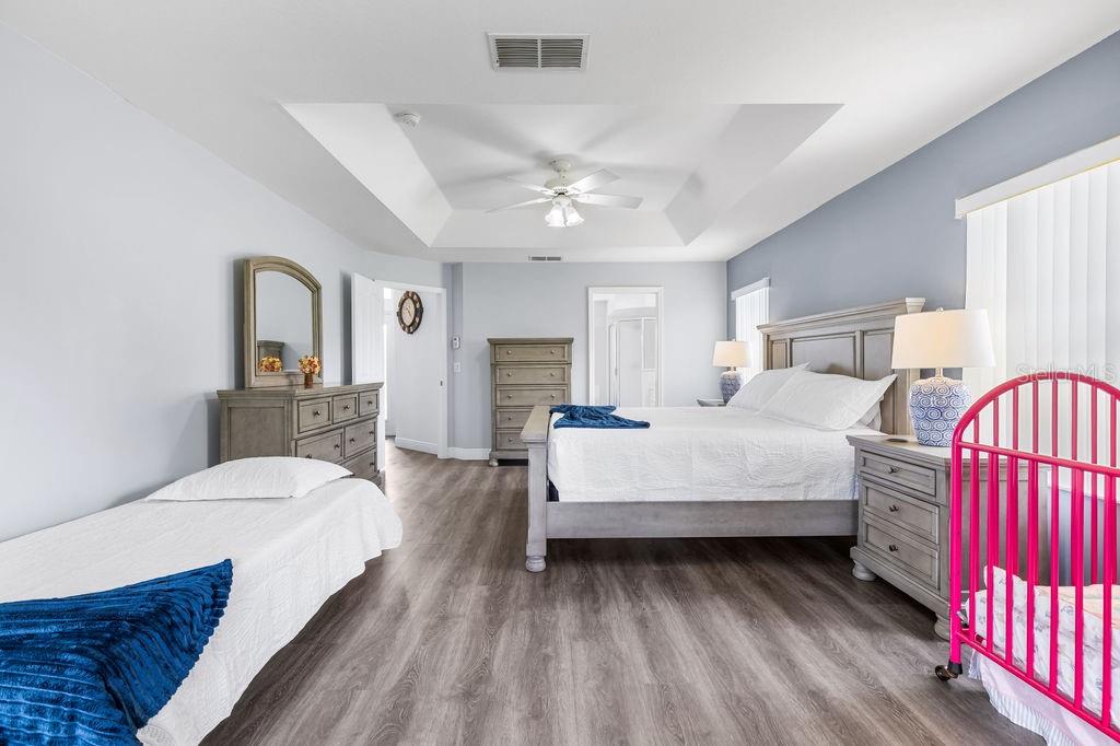 OCALA WATERWAY ESTATE - Residential Lease