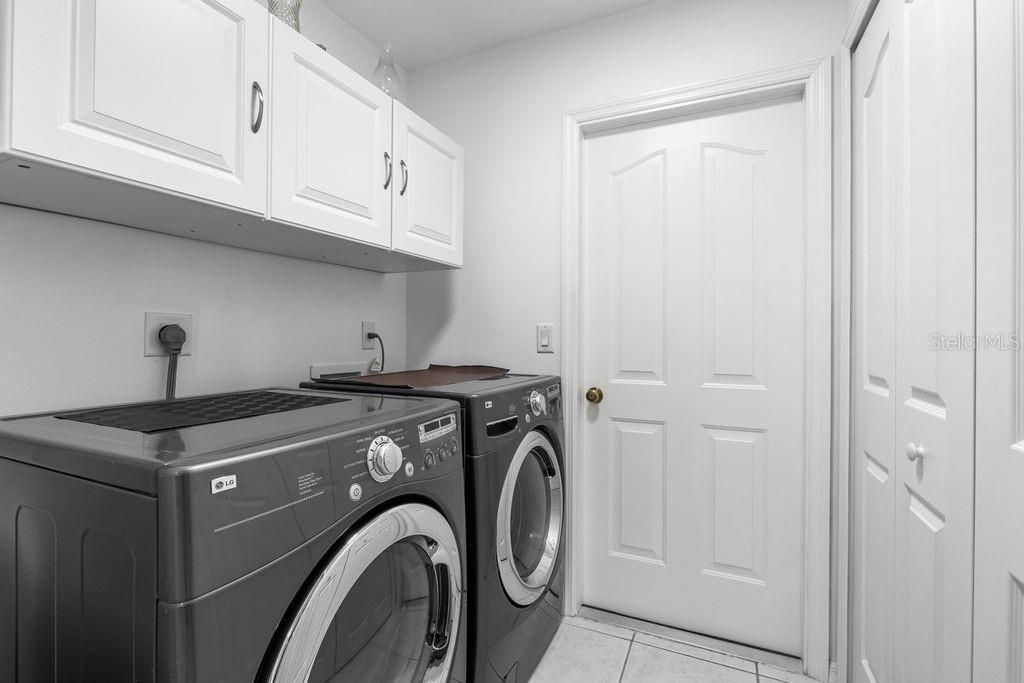 OCALA WATERWAY ESTATE - Residential Lease