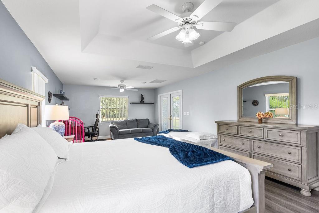 OCALA WATERWAY ESTATE - Residential Lease