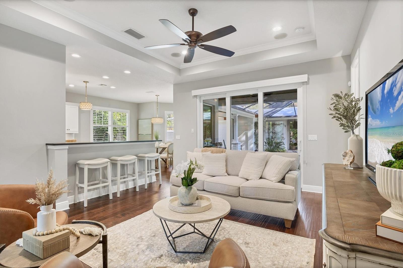 GROVE HEIGHTS - Residential