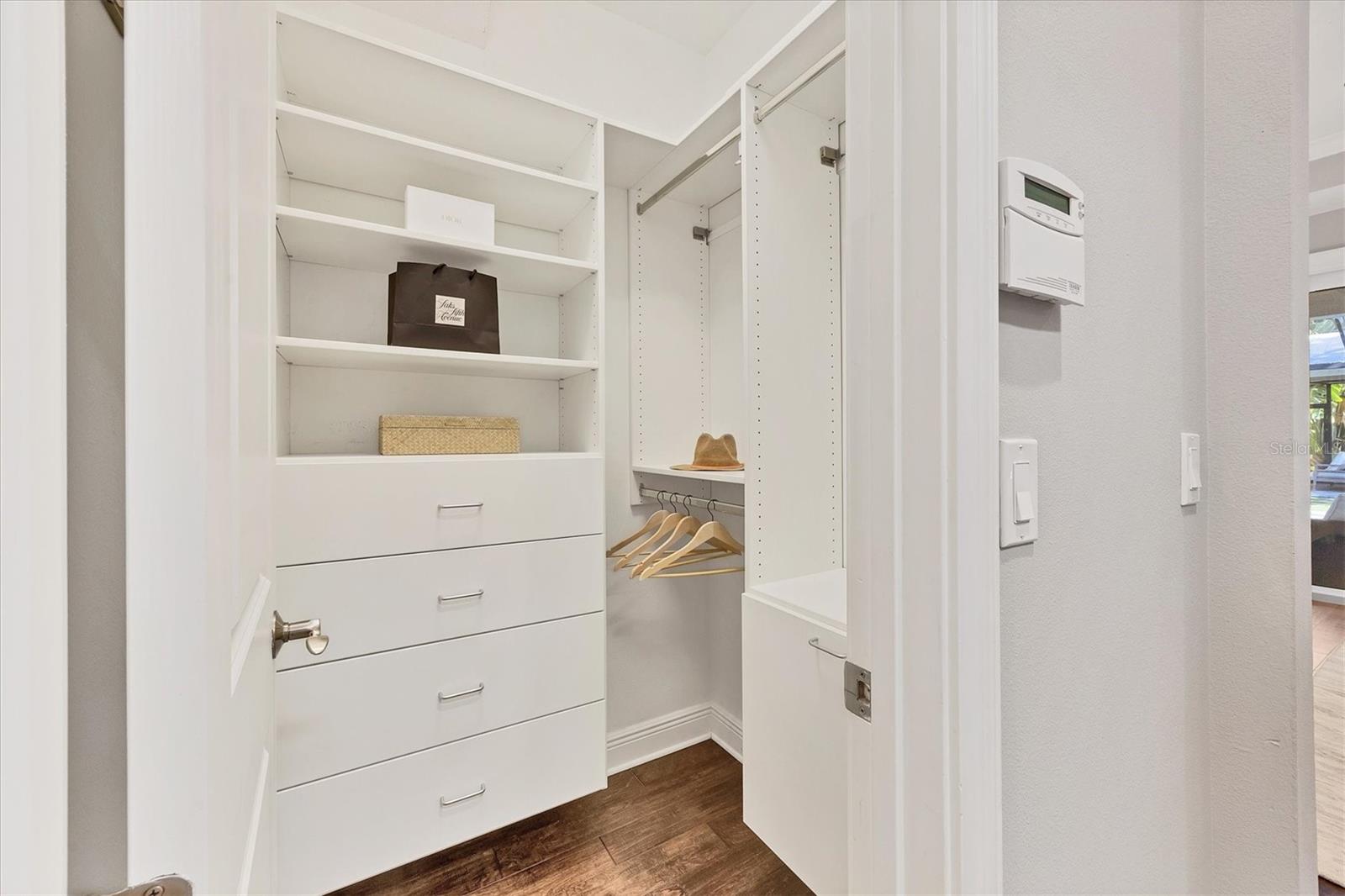 GROVE HEIGHTS - Residential