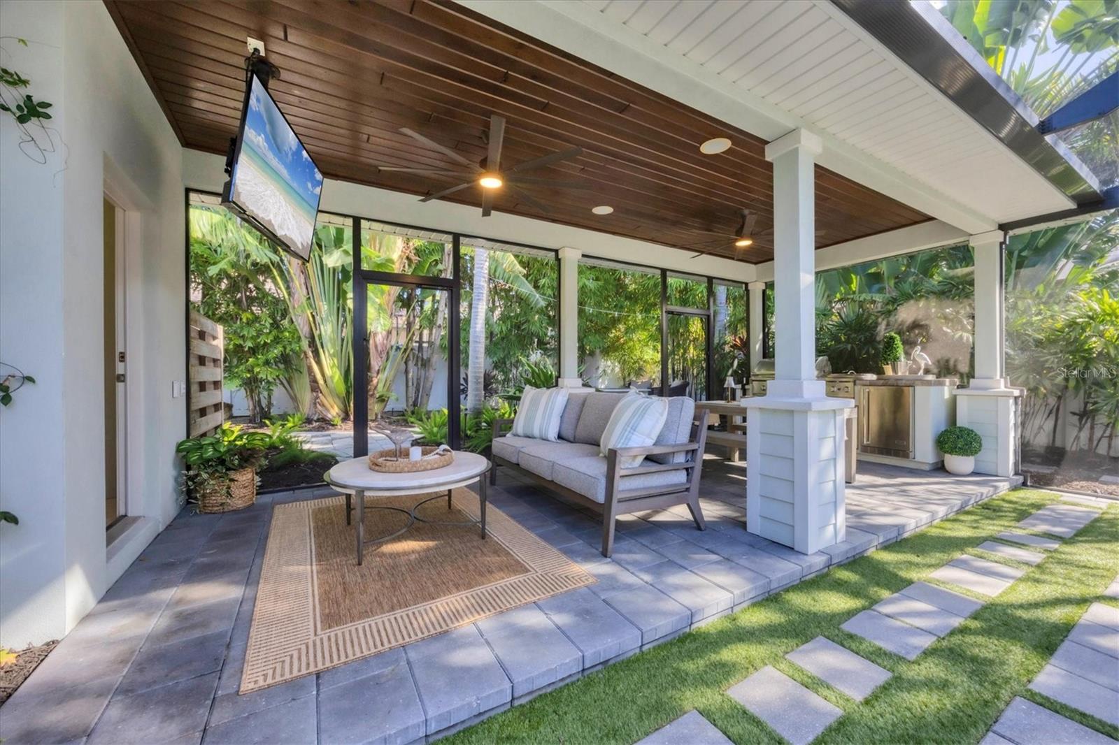 GROVE HEIGHTS - Residential
