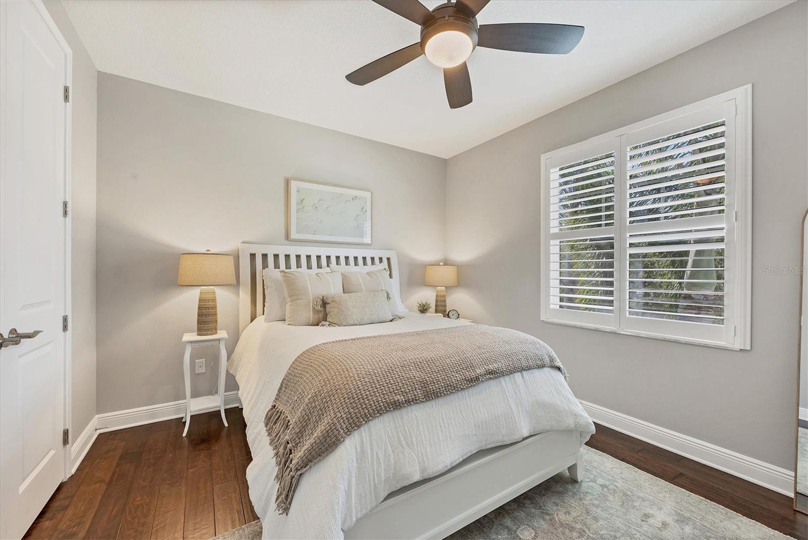 GROVE HEIGHTS - Residential