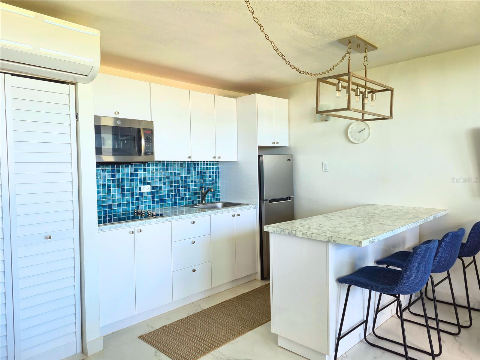 BEACON HILL TERRACE - Residential