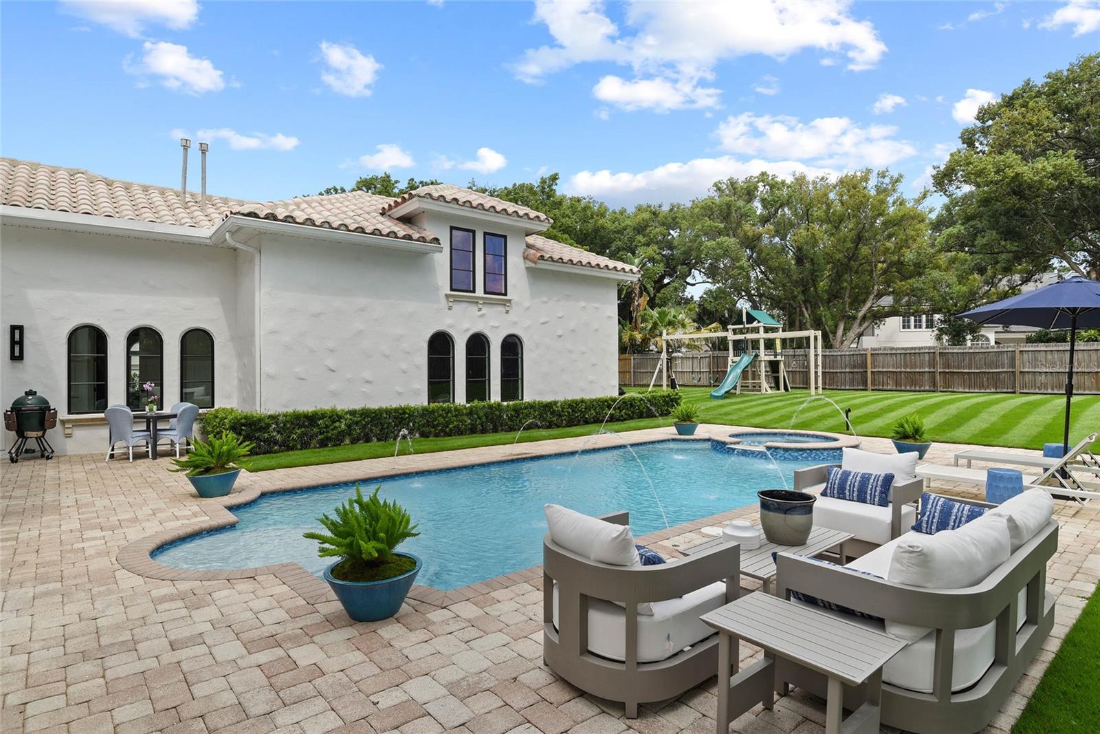 TUSCANIA - Residential