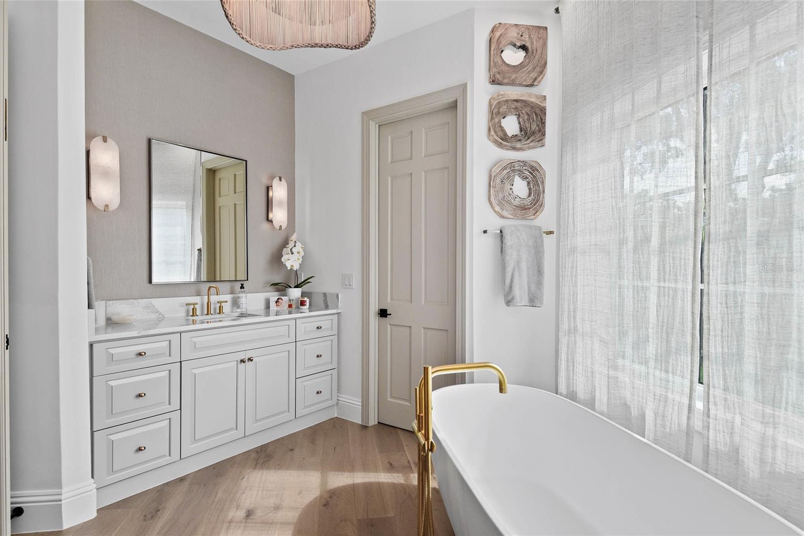 TUSCANIA - Residential