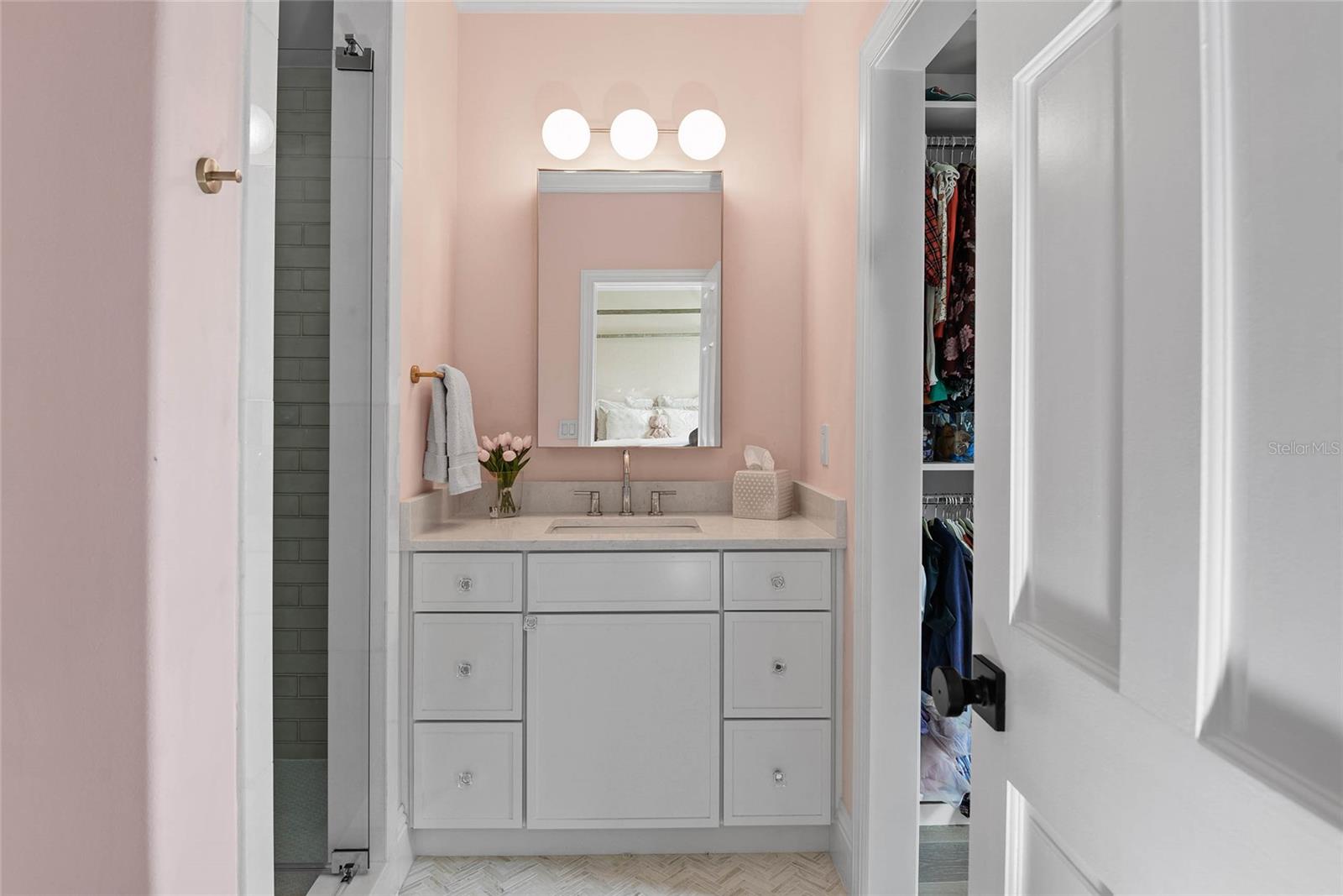 TUSCANIA - Residential