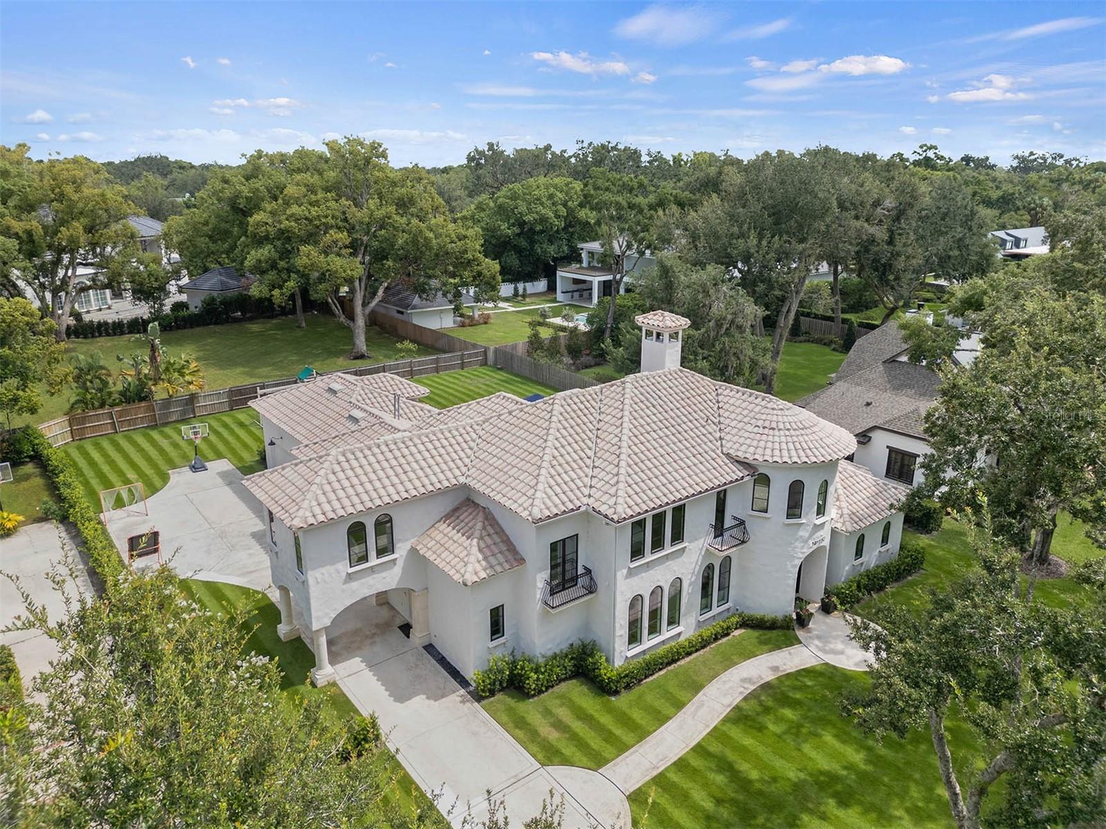 TUSCANIA - Residential