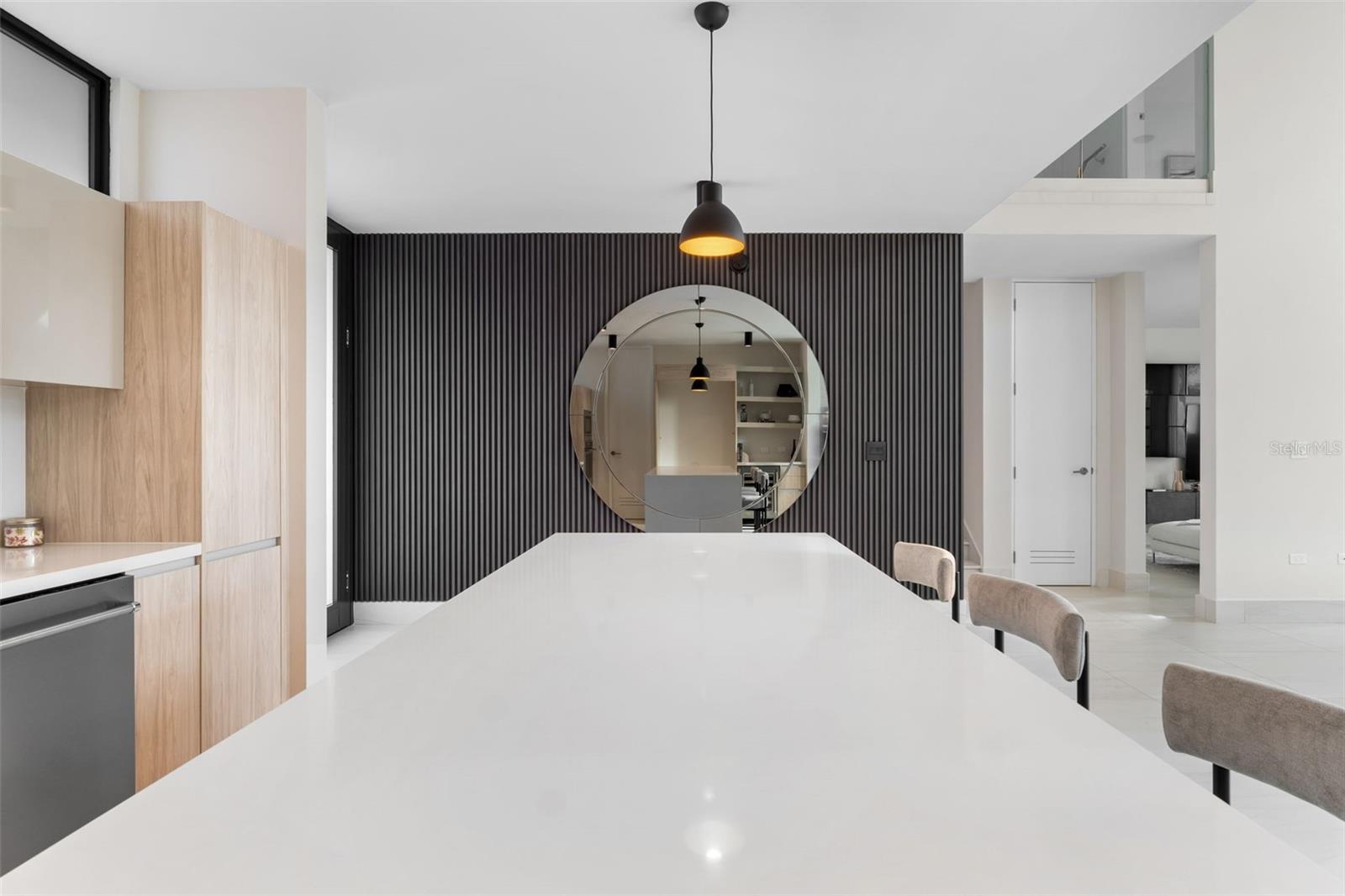 RIVIERA - PARKVIEW - Residential Lease