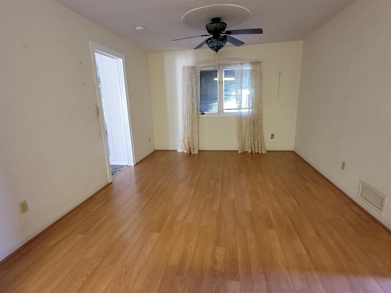 Florida Shores 01 - Residential