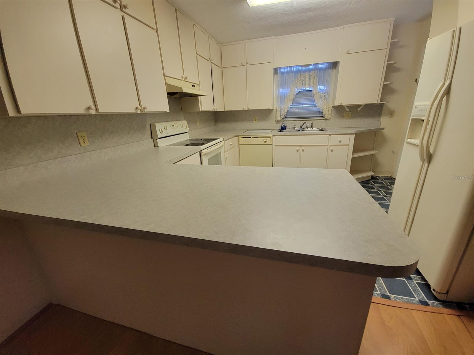 Florida Shores 01 - Residential