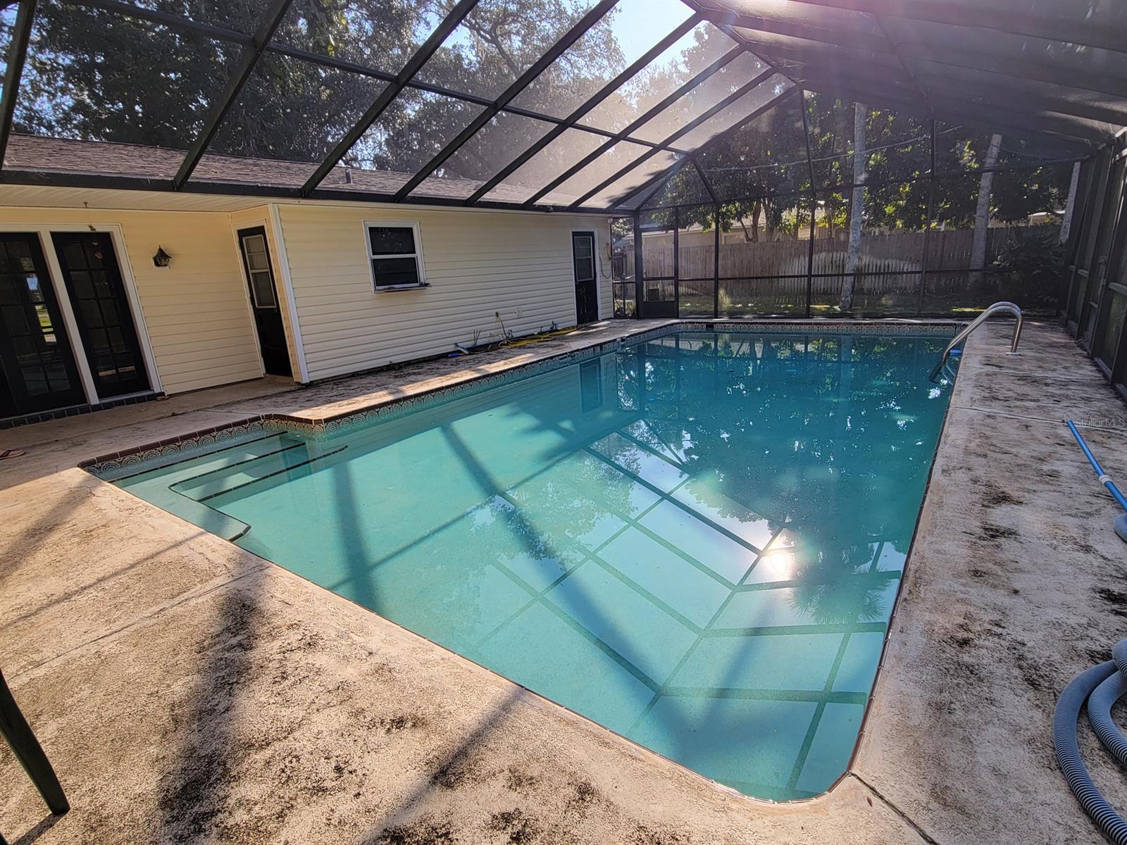 Florida Shores 01 - Residential