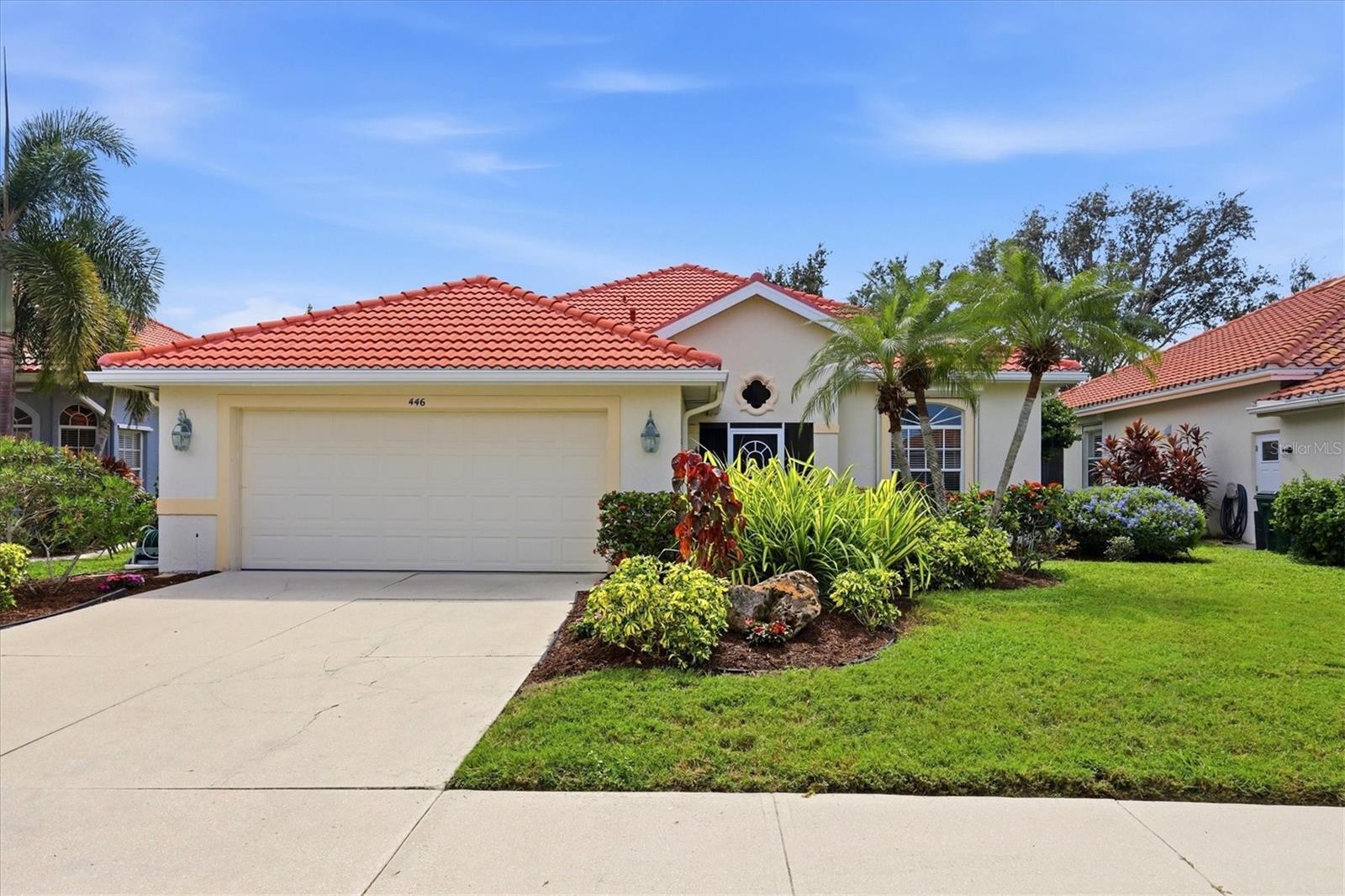 446 PINEWOOD LAKE DRIVE