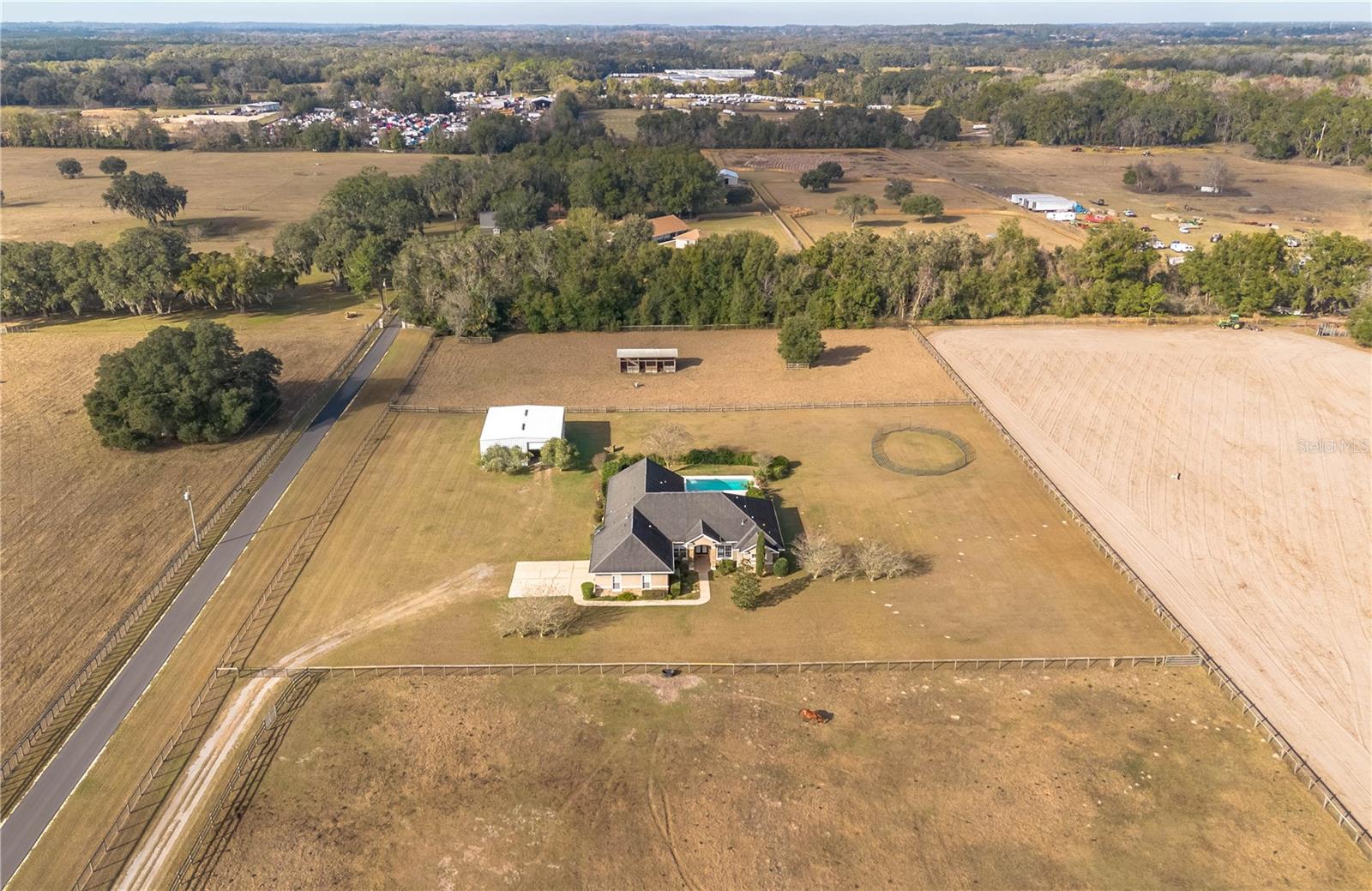 DOVE FIELD FARMS 06 - Residential