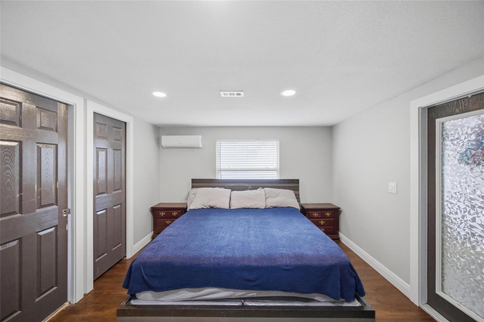 MAGNOLIA MANORS - Residential
