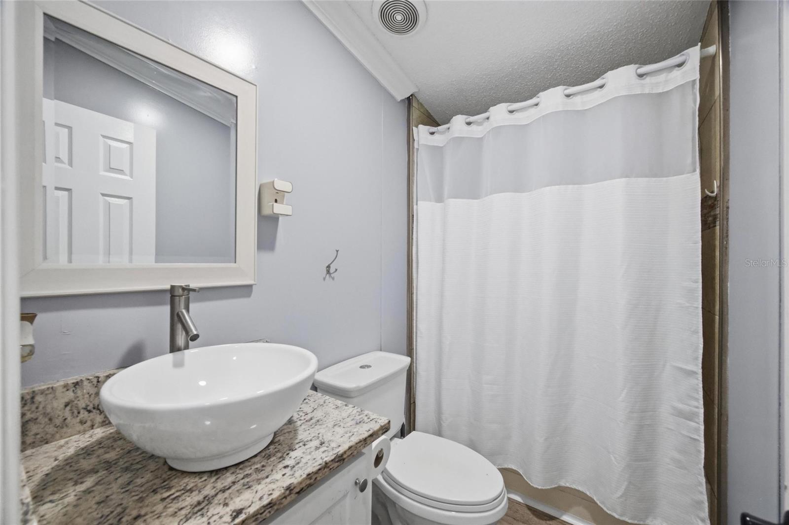MAGNOLIA MANORS - Residential