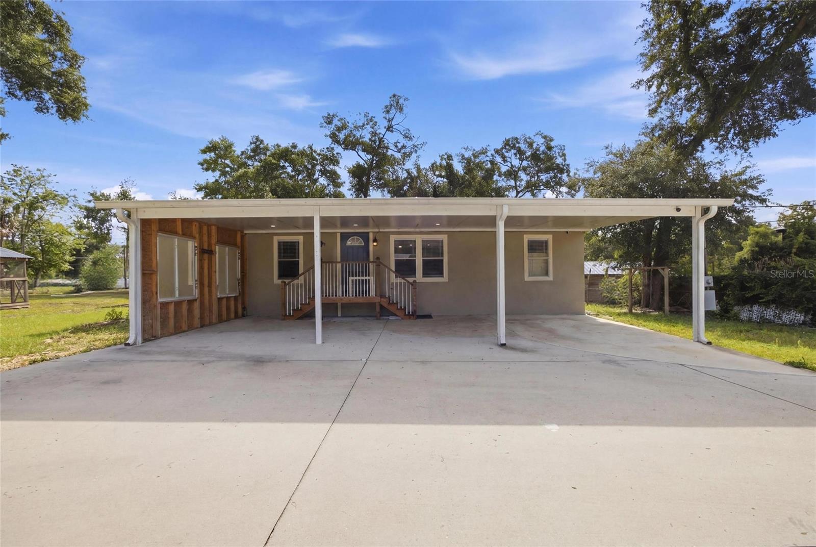MAGNOLIA MANORS - Residential