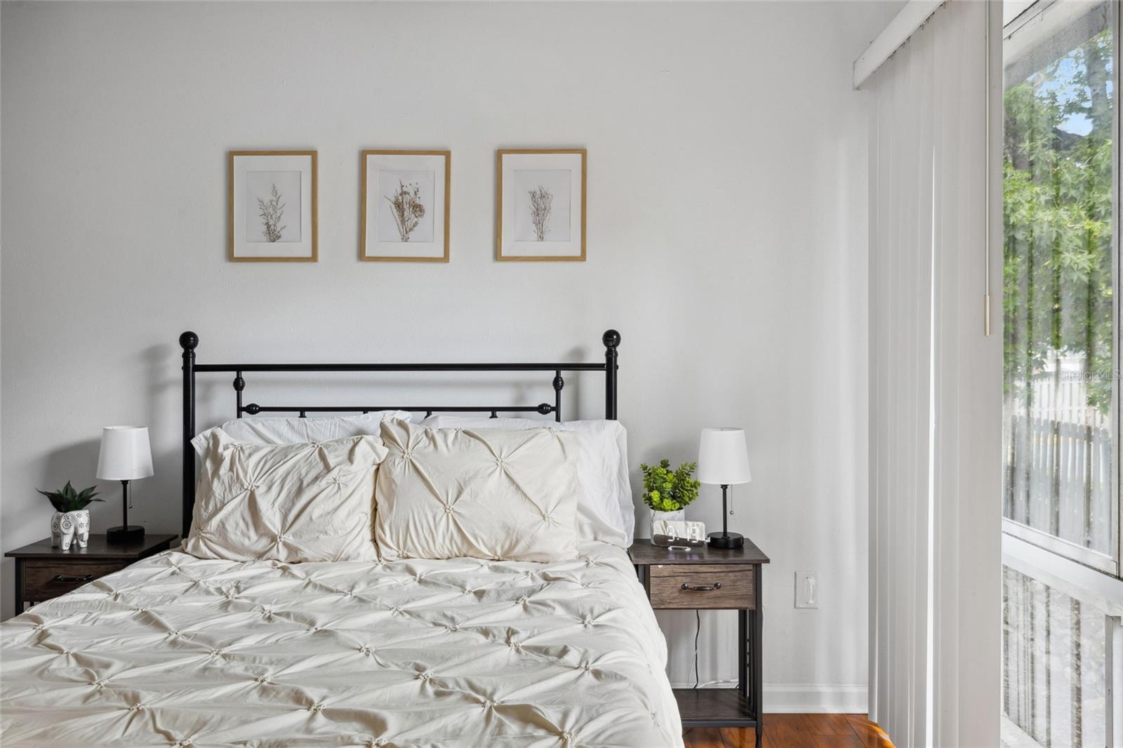 SUMMIT HOUSE - Residential