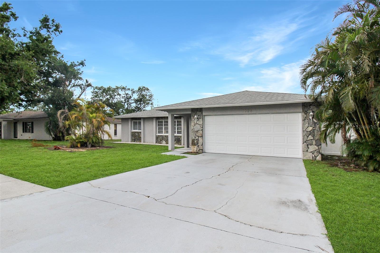 WHITFIELD MANOR - Residential Lease