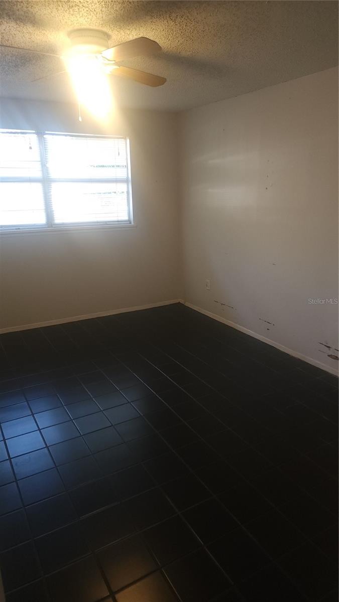 ORANGE LAND SUB - Residential Lease