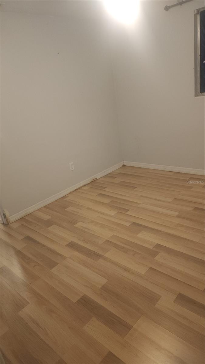 ORANGE LAND SUB - Residential Lease