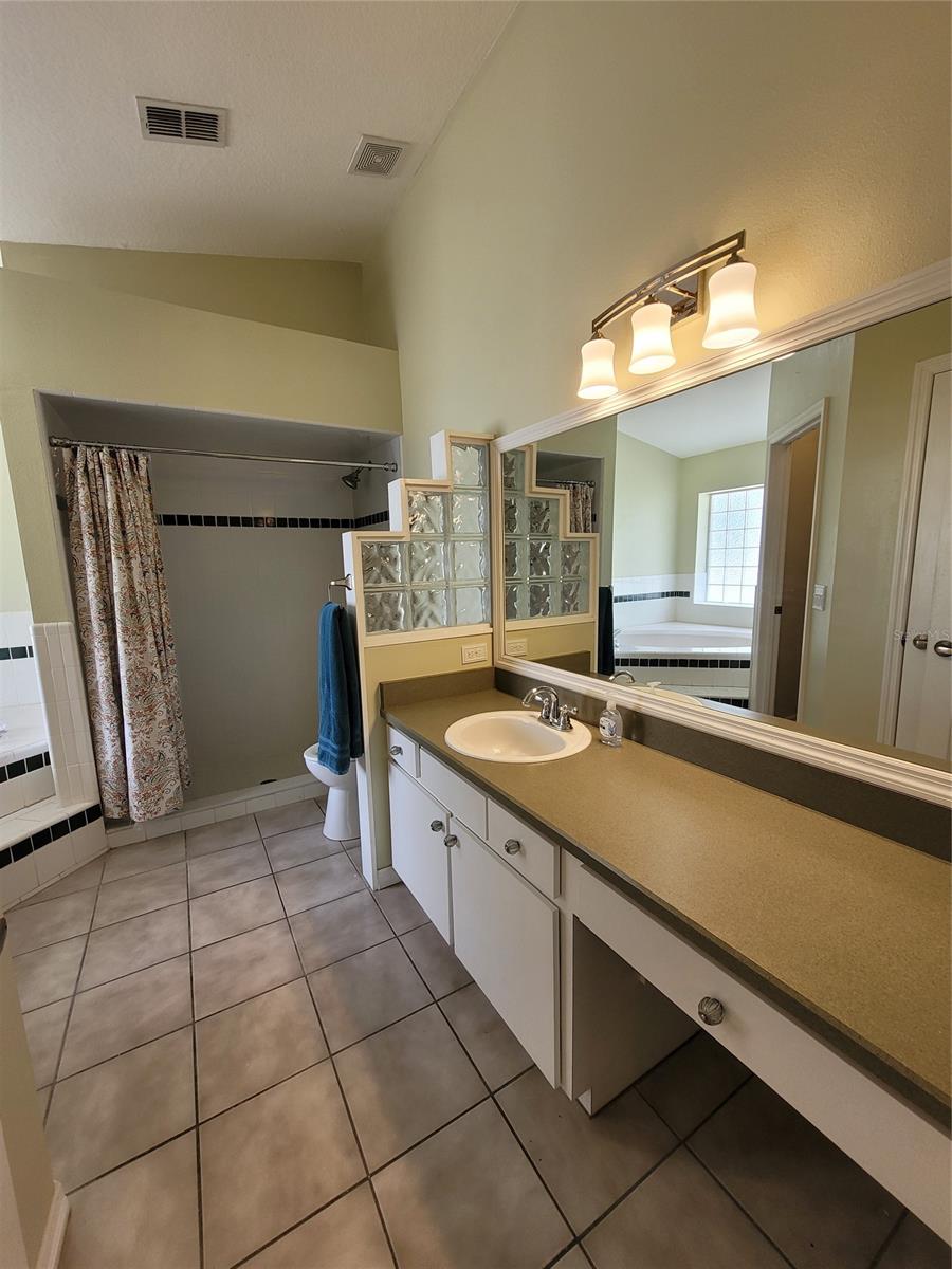 Florida Shores 01 - Residential