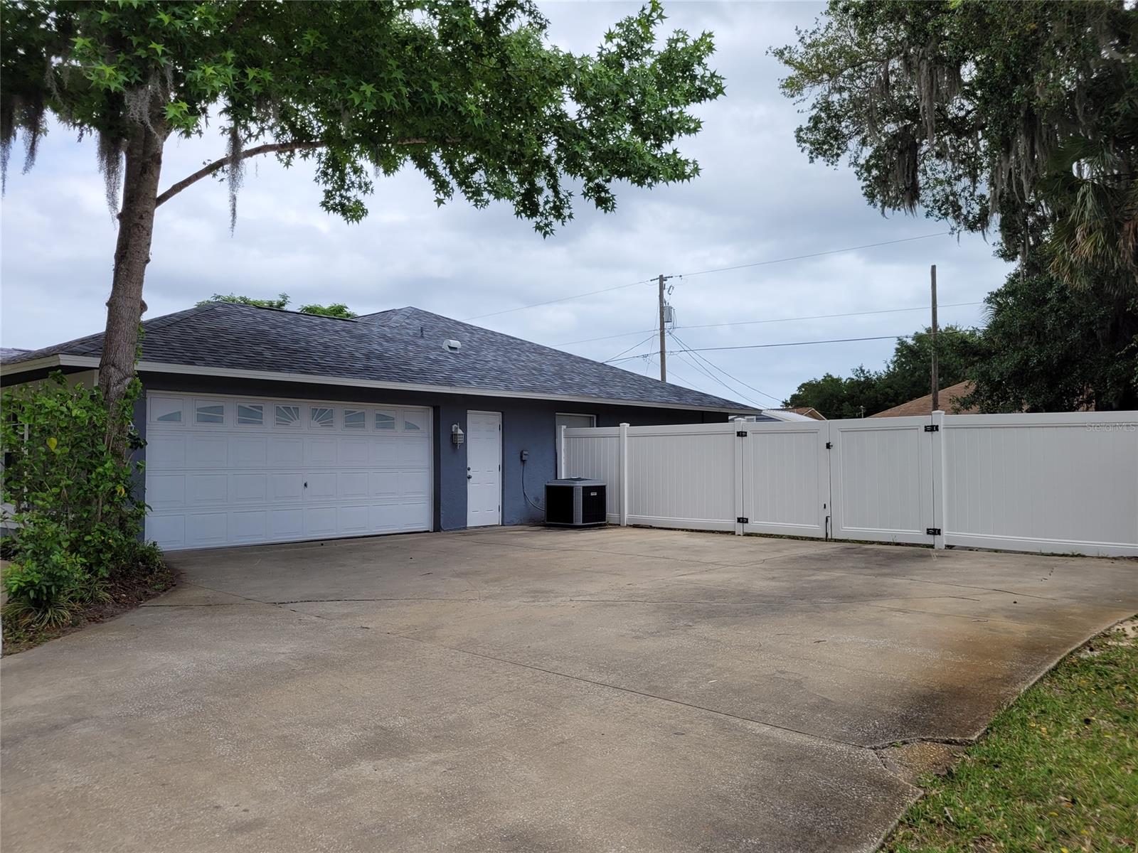 Florida Shores 01 - Residential