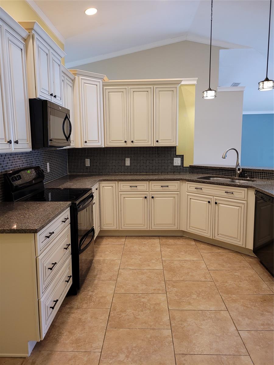 Florida Shores 01 - Residential