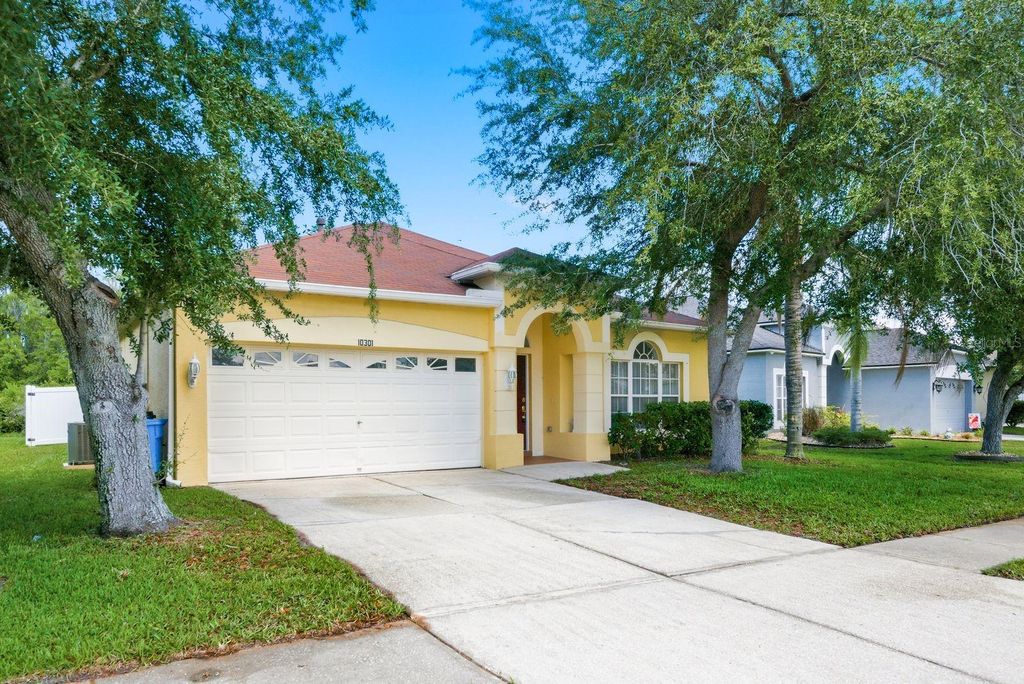 Photo of 10301 Beneva Drive, Tampa, FL 33647 (MLS # TB8516405)