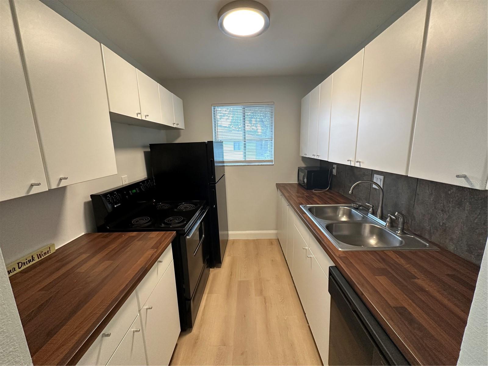 EASTWOOD PINES - Residential Lease