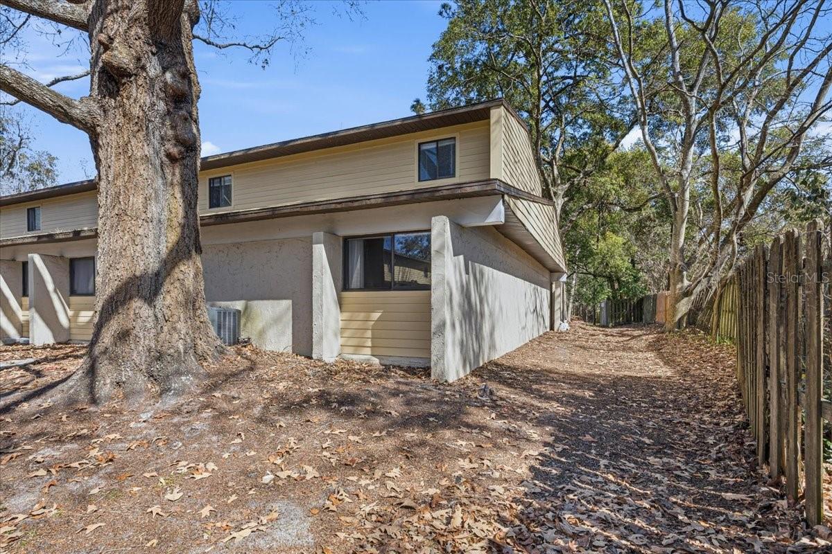 2508 SW 35TH PLACE D19