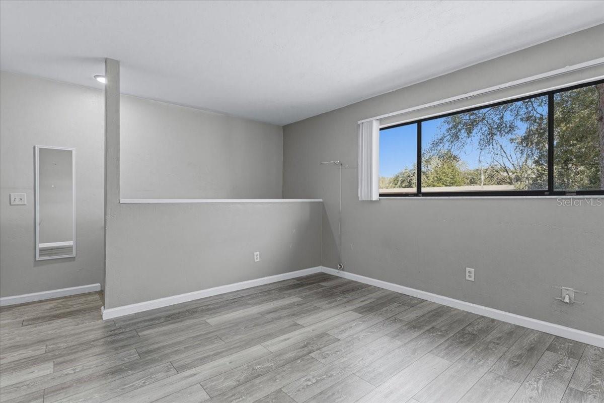 GRANTWOOD CONDO PH I - Residential