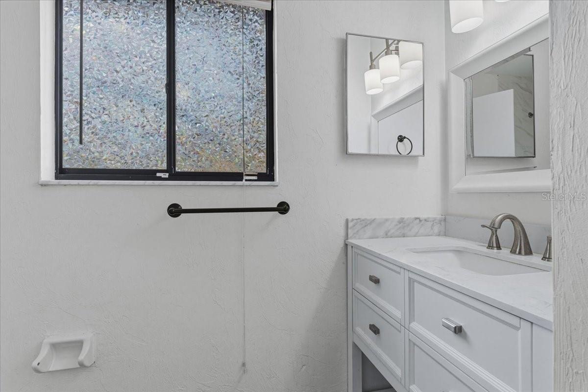 GRANTWOOD CONDO PH I - Residential