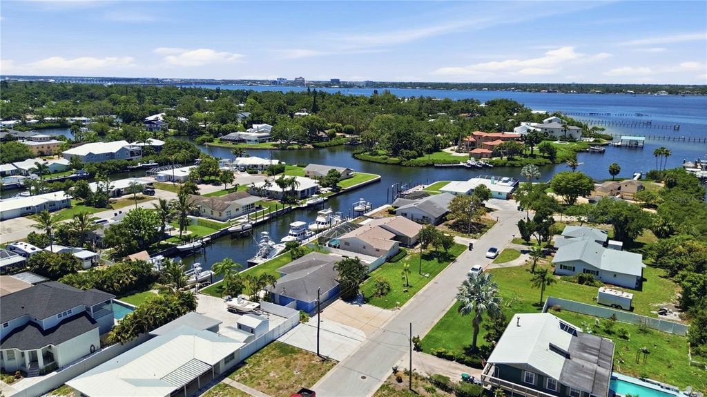 Photo of 908 24th Avenue W, Palmetto, FL 34221 (MLS # A4699429)