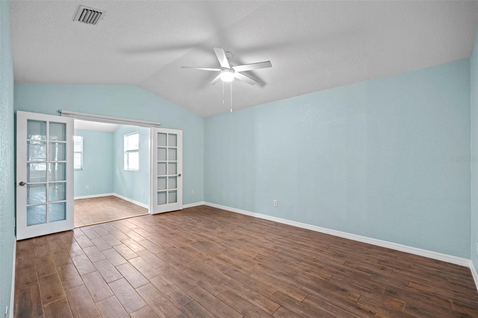 CRANE CREEK UNIT 01 - Residential