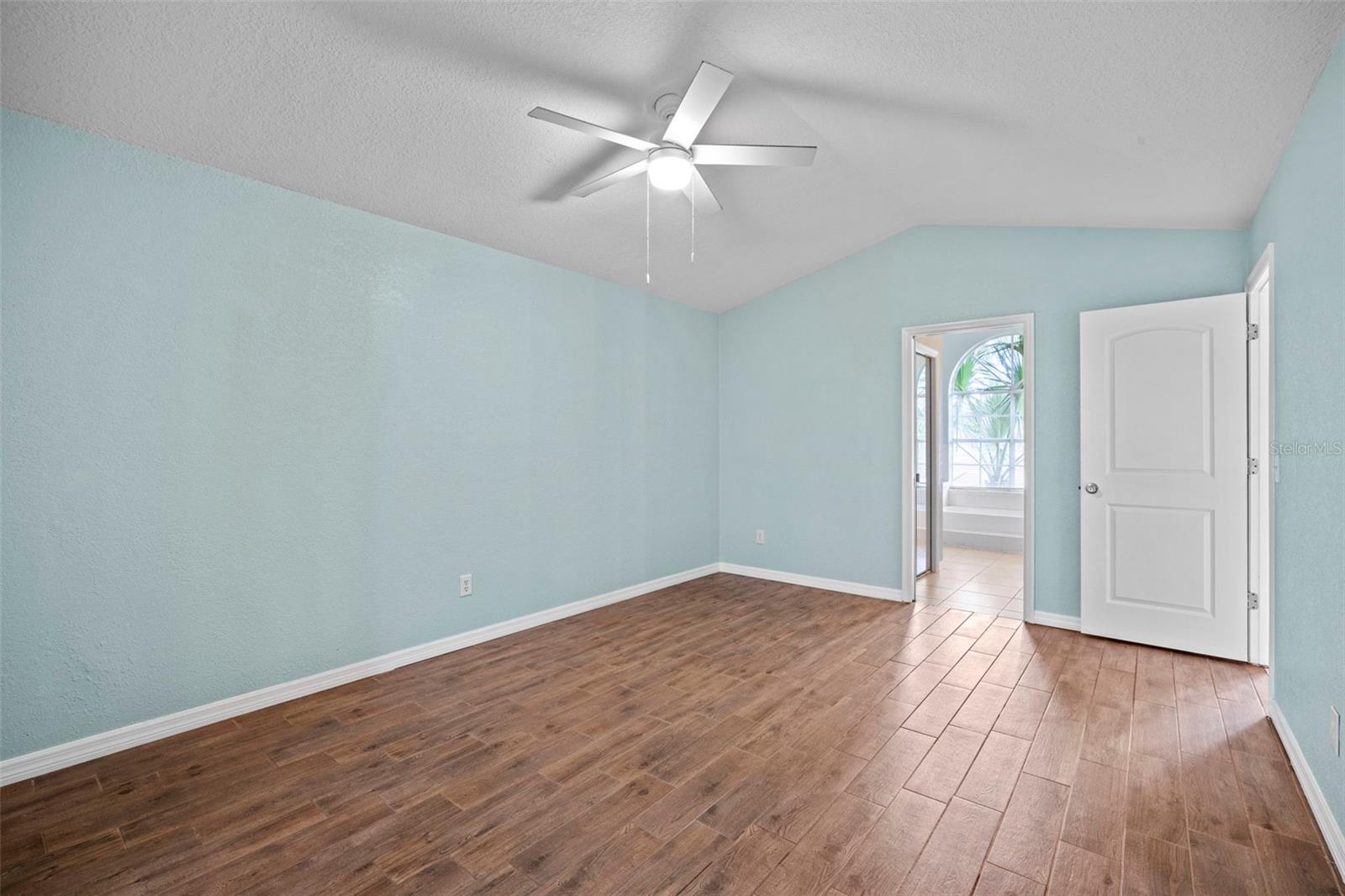 CRANE CREEK UNIT 01 - Residential