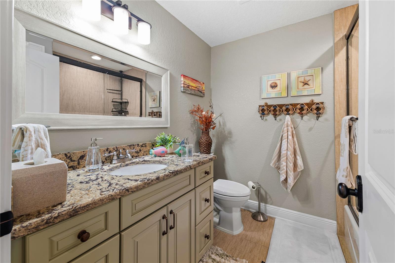 FLOR A MAR REP - Residential