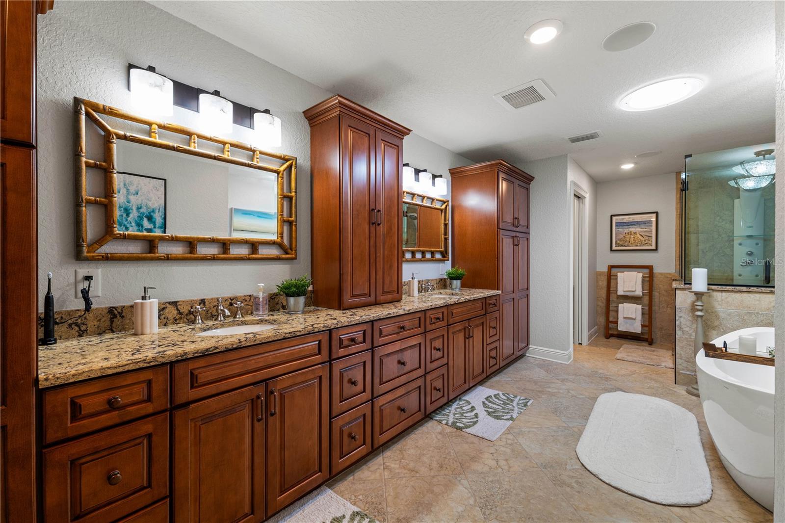 FLOR A MAR REP - Residential