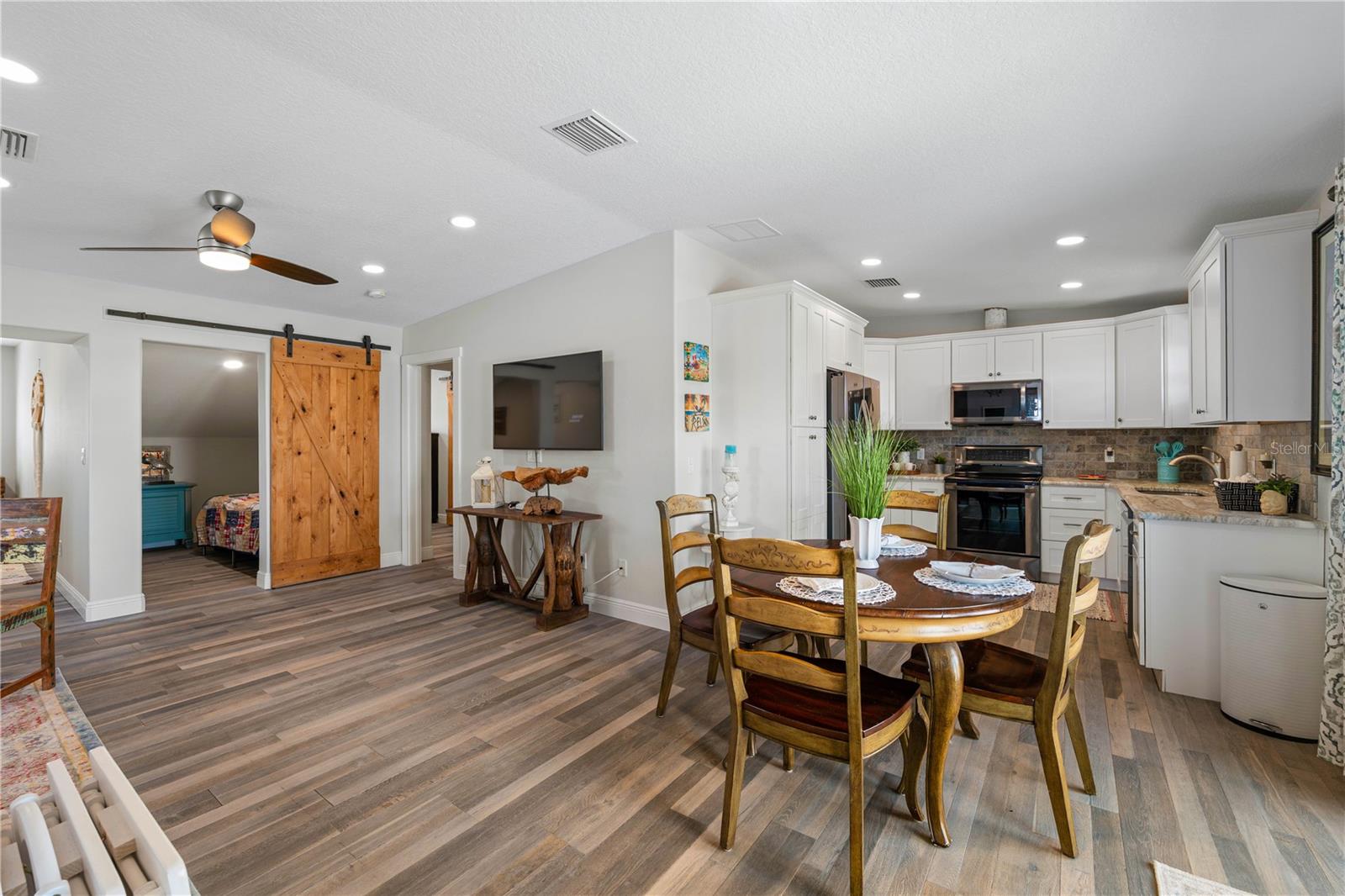 FLOR A MAR REP - Residential