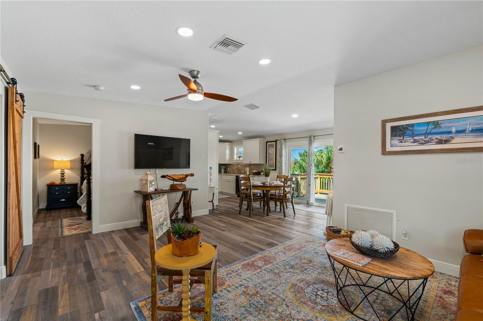 FLOR A MAR REP - Residential