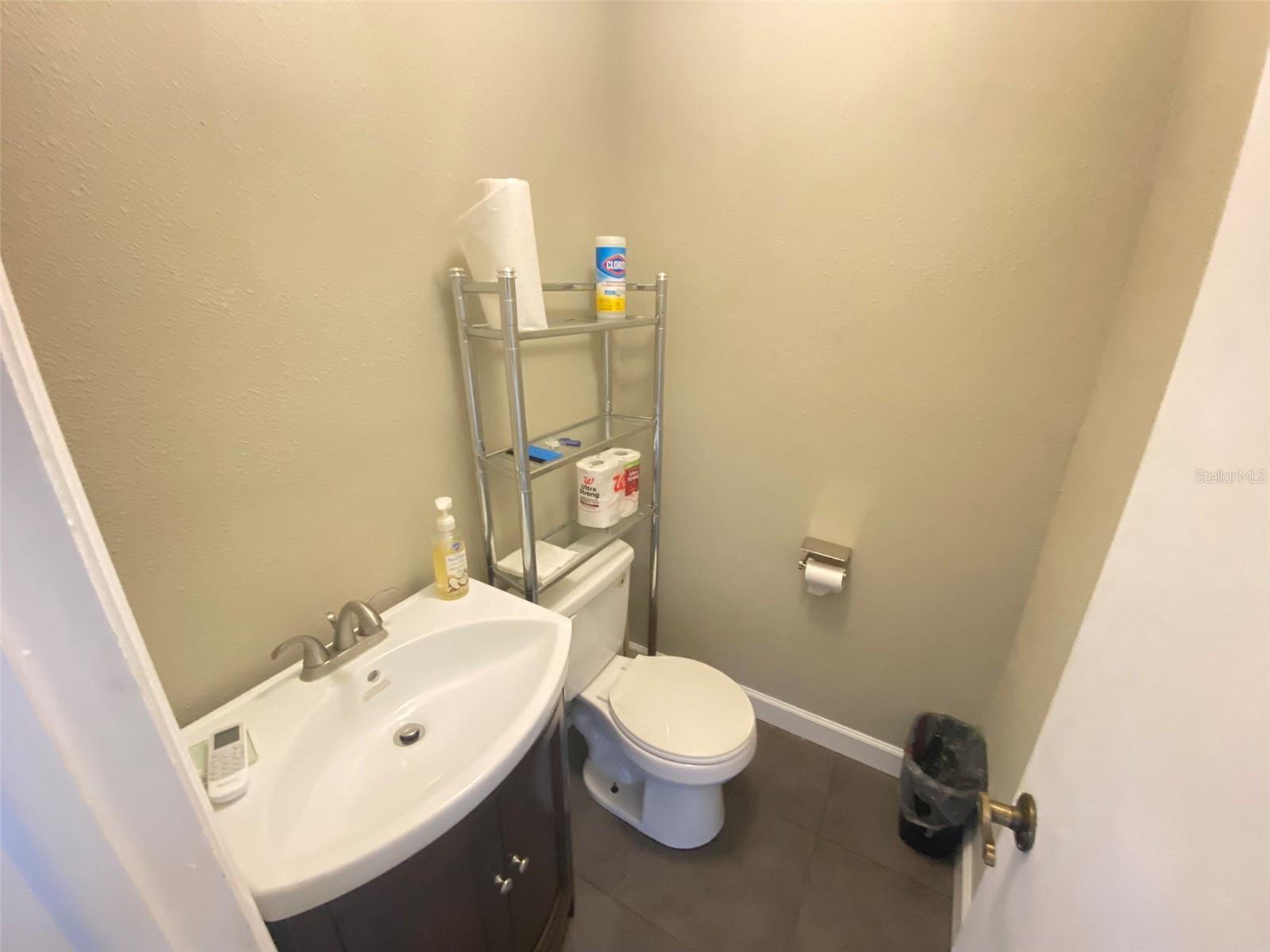 EDMUNDS SHIRE - Commercial Lease