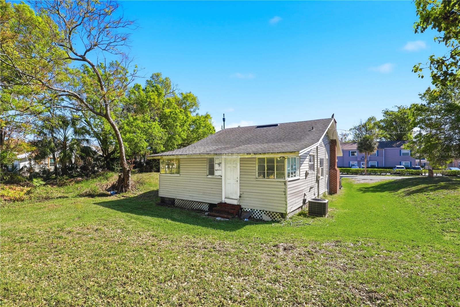 LAKE BARTON PARK - Residential