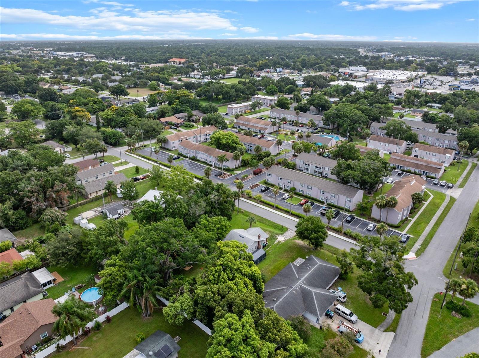 LAKE BARTON PARK - Residential