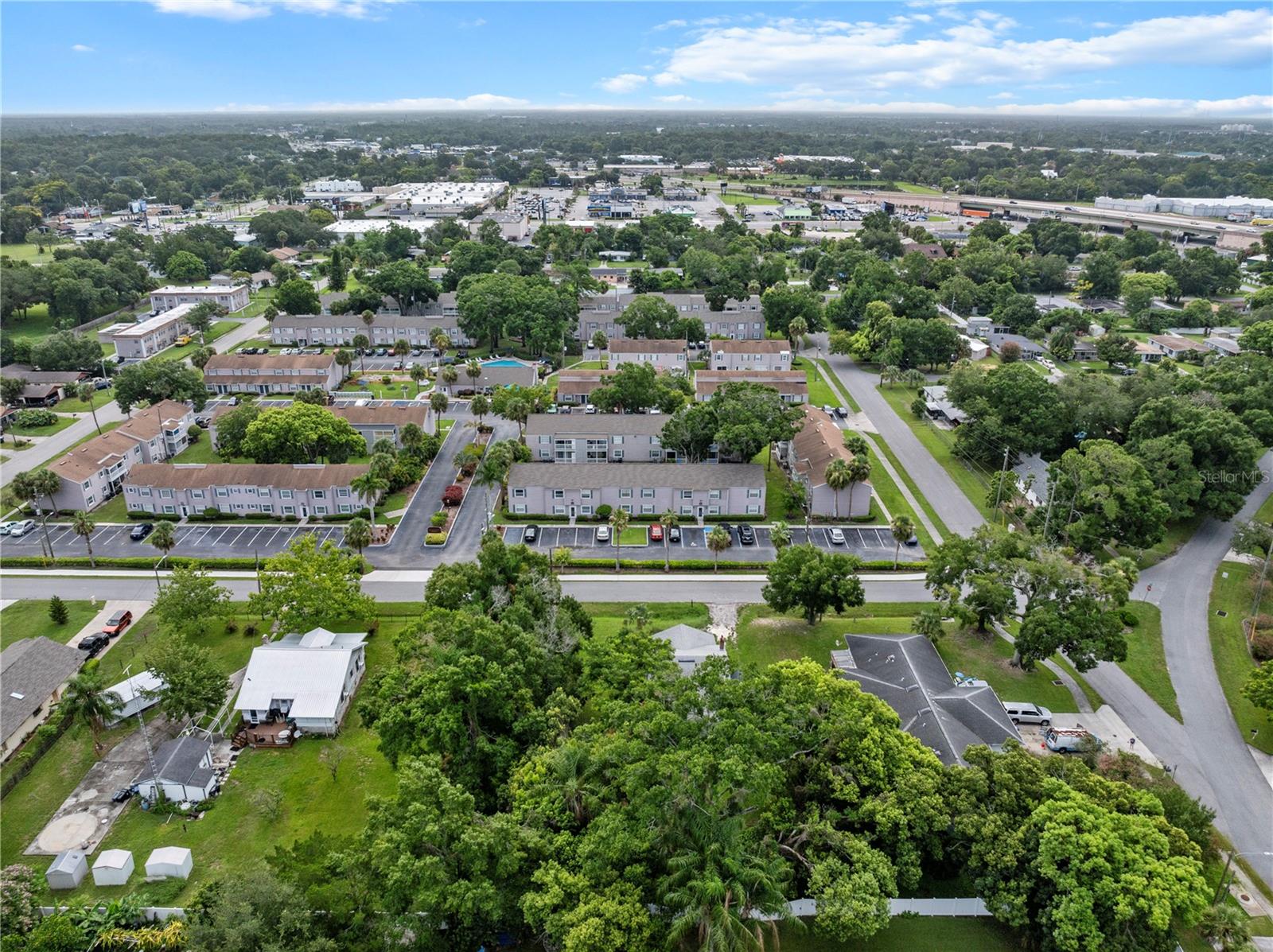 LAKE BARTON PARK - Residential